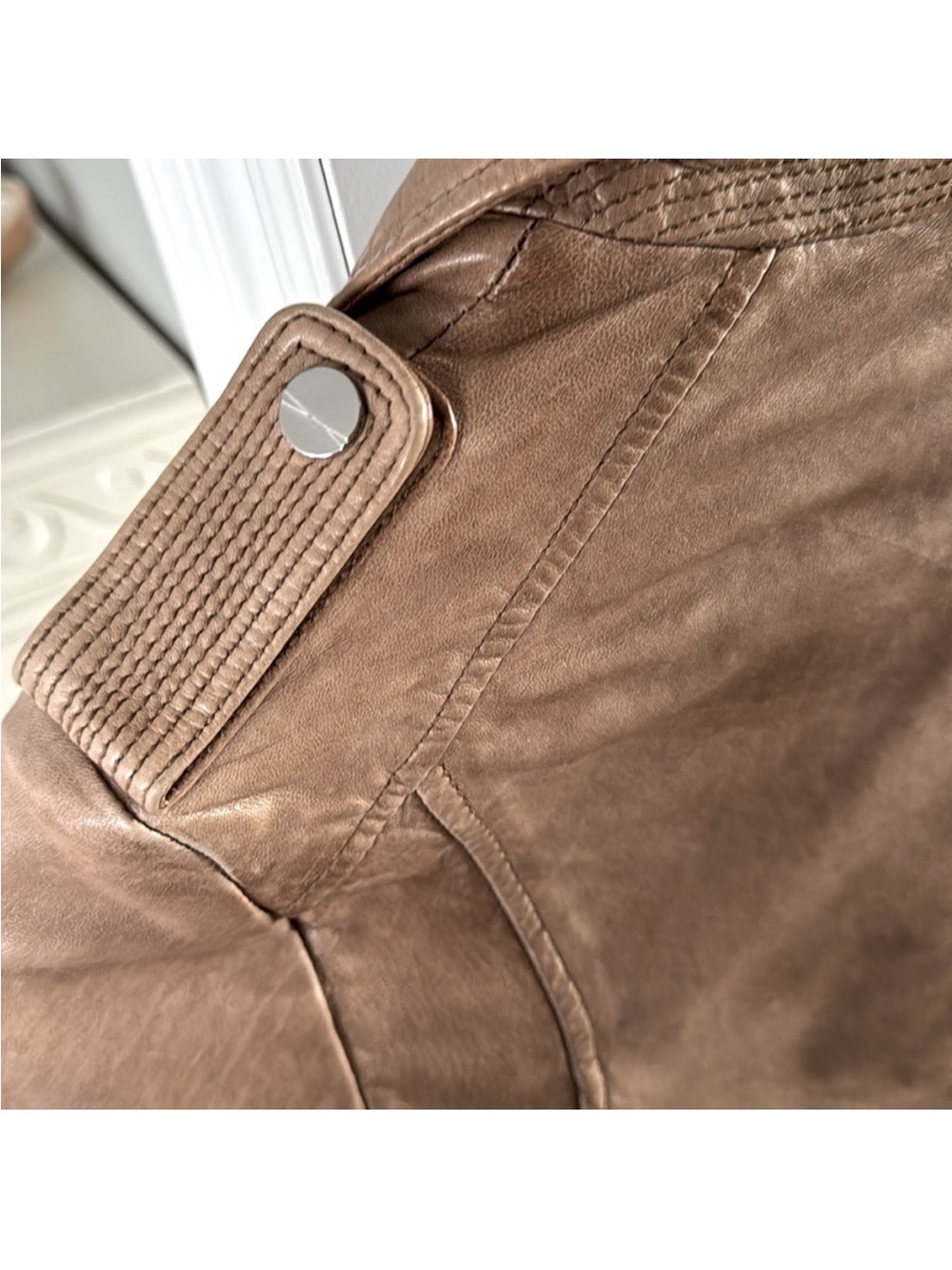 Women’s Lamarque Tan Leather Moto Jacket - Picture 12 of 14